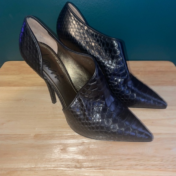 Lanvin Python Cutout Bootie - Picture 6 of 9